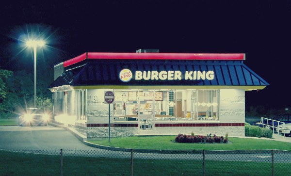 Burger King оплатить весілля американців з прізвищами Бургер і Кінг