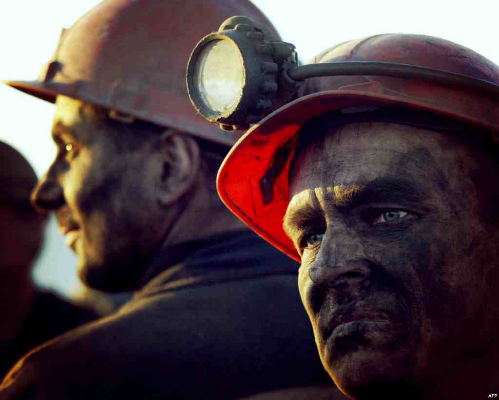 Ахметов розіграв 40 мільйонів на ремонт для донецьких шахтарів