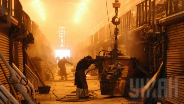 “Газ України” просить суд якнайшвидше стягнути 19,7 мільйона з заводу Фірташа