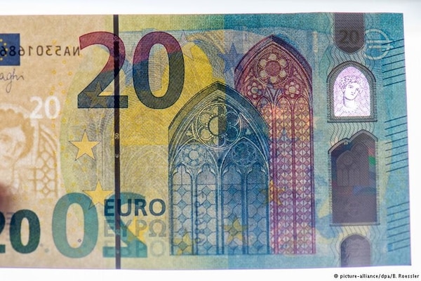 Європейський Центробанк скоро випустить в обіг купюру нового зразка