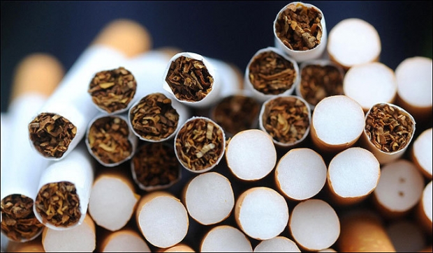 Обои, сигареты и сгущенка – самые популярные грузы на таможне