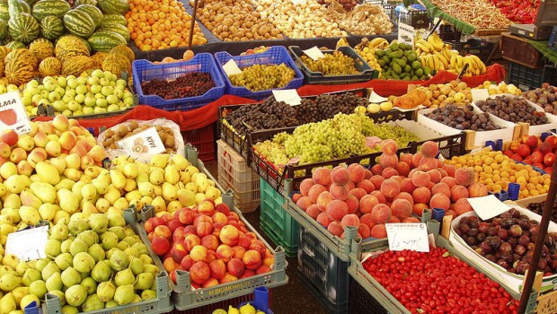 У жовтні Туреччина завезла в Крим більше 400 тонн фруктів