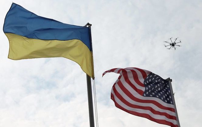 Обама підписав бюджет Пентагону, який передбачає $300 млн для України