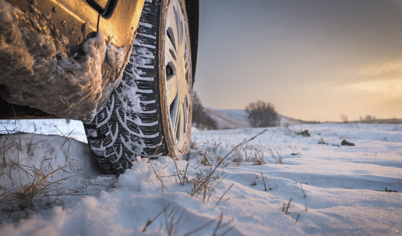 Що потрібно мати в автомобілі взимку на випадок аварійних ситуацій ?