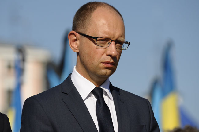 Проект бюджету показав, що Яценюк хоче піти “не з голими руками” – Томенко