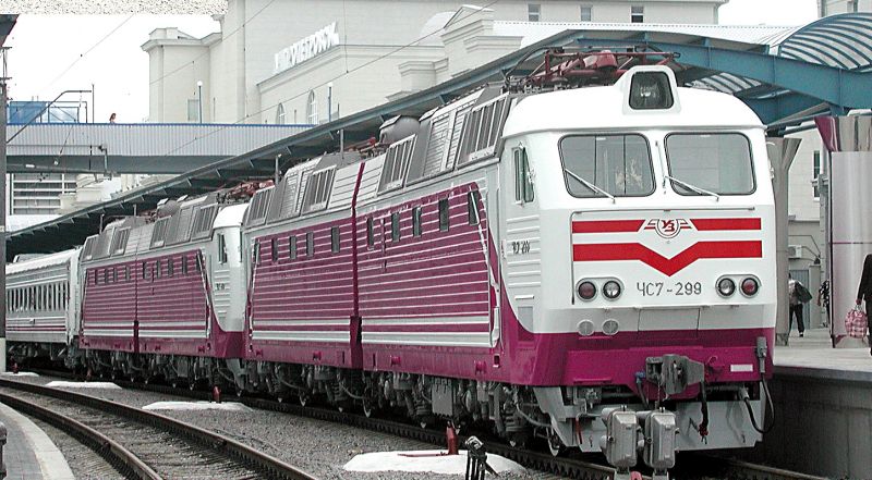 Україна пропонує Азербайджану запустити поїзд за маршрутом “Шовкового шляху”