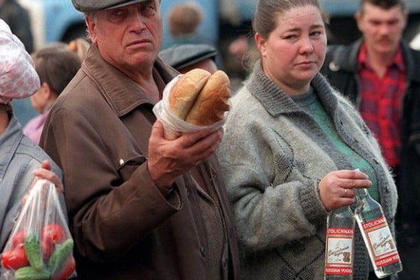 Окупанти зібралися піднімати економіку Криму методами 90-х