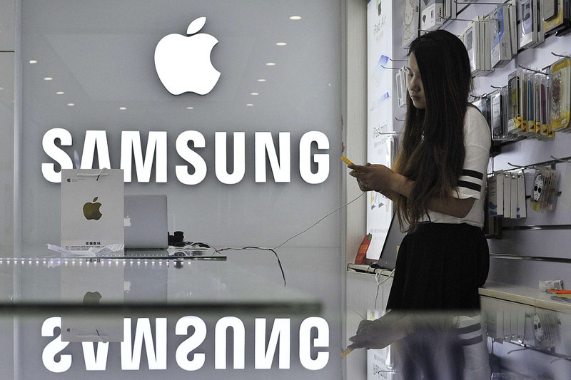 Samsung передумала платити Apple $ 548 млн за копіювання iPhone