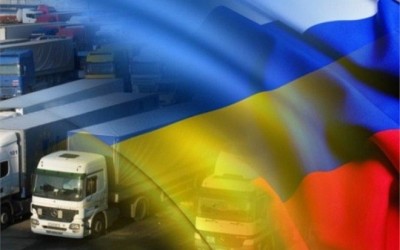 Товарообіг між Україною і Росією обвалився на 80% у 2015 році