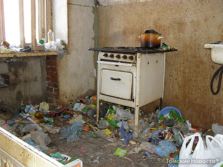 Нам так не жити: ТОП-10 трешевих російських квартир (Фото)