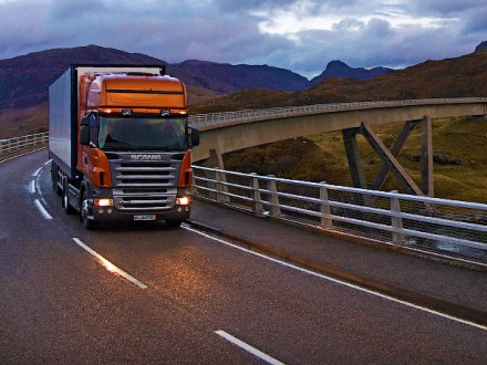 Вантажні перевезення за п’ять місяців зросли на 2,8%