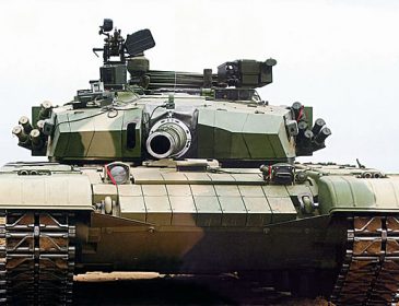 Створено футуристичний танковий шолом, який бачить крізь броню (Фото)