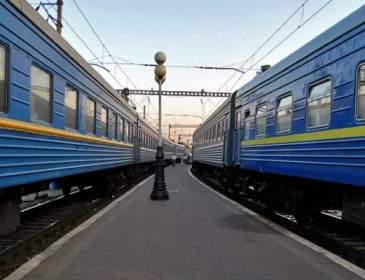 Пасажирські перевезення “Укрзалізниці” під загрозою зриву