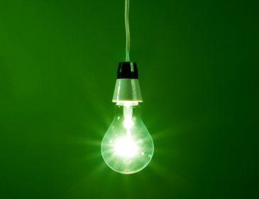 Від сьогодні діють “зелені” тарифи на електроенергію для приватних будинків