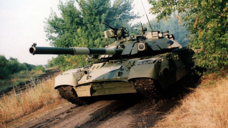 За два роки війни Україна продала 43 танки