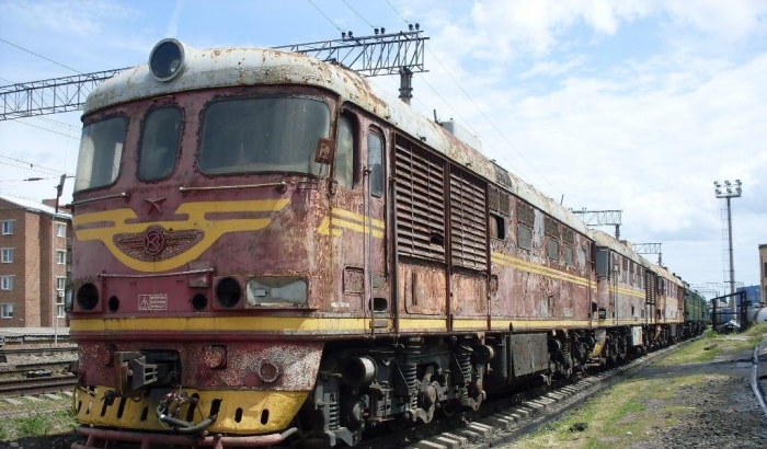 “Укрзалізниця” пропонує українцям їздити на металобрухті