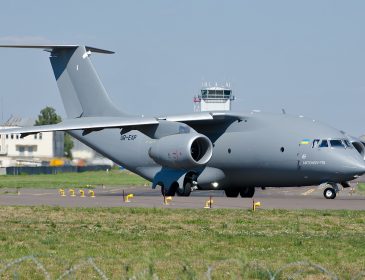 «Антонов» представив новітній військовий літак
