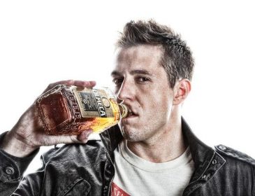 Найбільш п’яна країна світу і скільки п’ють алкоголю українці? (відео)