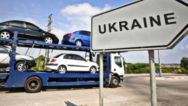 В Україну почнуть пускати авто євро-2 без розмитнення