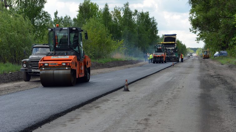 Польща виділить Україні 68 мільйонів євро кредиту на ремонт доріг