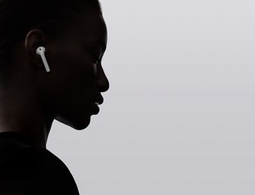 Скандал із Apple: у навушниках Airpods знайшли серйозний прихований дефект