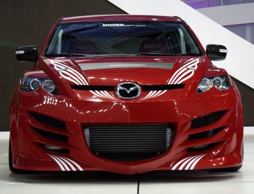 Mazda планує випускати бензинові двигуни без свічок запалювання