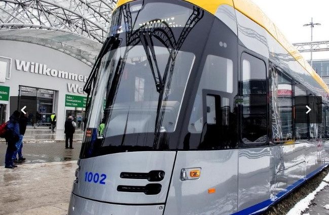 “Розумний трамвай майбутнього”: у Польщі відбулася презентація нового траспортного засобу