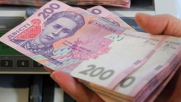 Пенсії піднімуть більше, ніж на 1000 гривень, але не всім