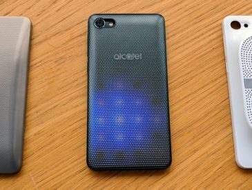 Непотріб чи корисна штучка: Alcatel створила смартфон зі світломузикою
