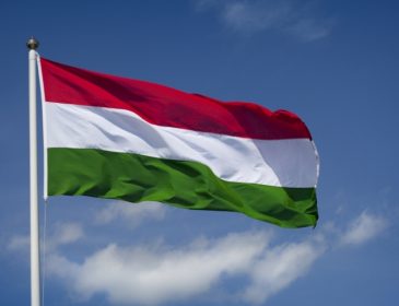 Чому Угорщина відмовляється від  ЄС?