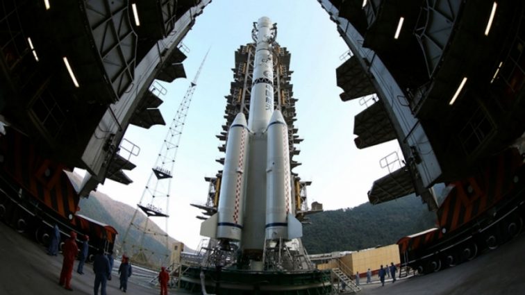 Китай похвалився успішною стиковкою корабля у відкритому космосі