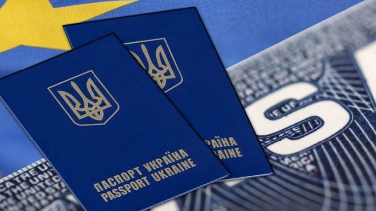 З початку дії безвізу українцям допоможуть виїжджати дипломати