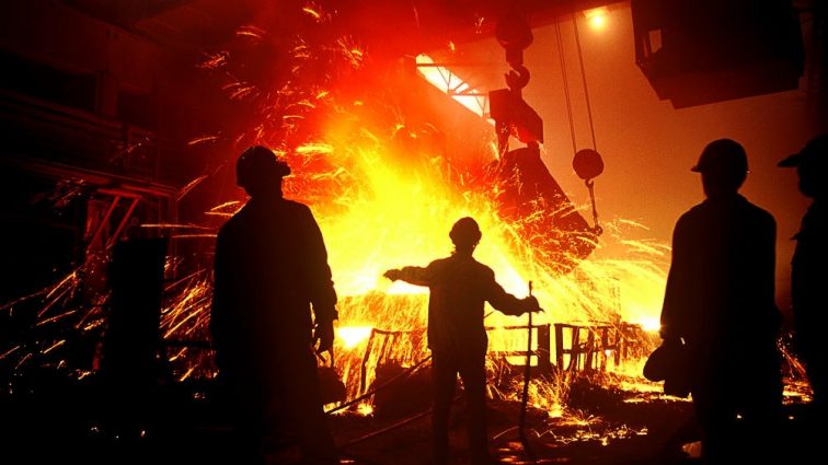 В Україні обвалилося виробництво сталі