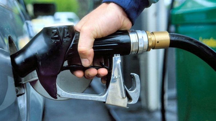 Ціни на бензин: прогнози експертів радують