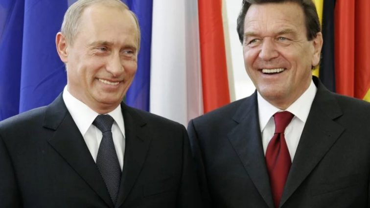 Хто з європейських політиків допомагає Путіну воювати проти України