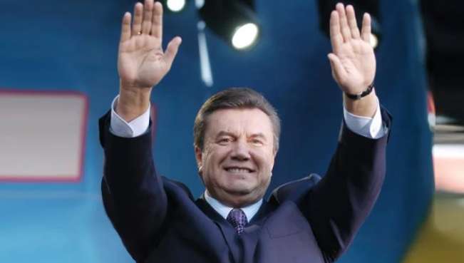 У адвоката зник зв’язок з Януковичем