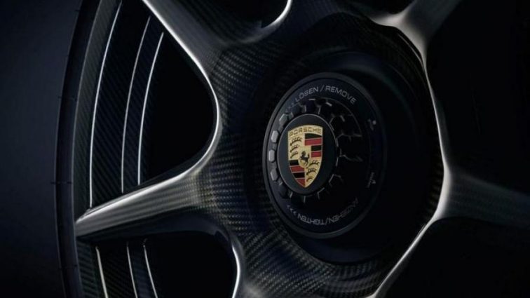 Porsche заново створила колесо