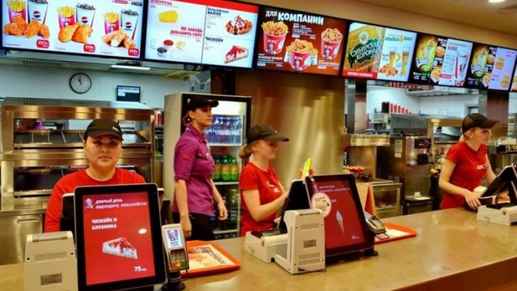 Зворотний бік McDonald’s: екс-працівники зізналися, як обманювали клієнтів