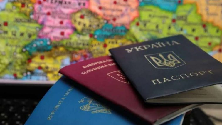 Скільки українців мріють про подвійне громадянство