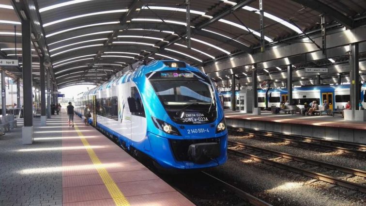 Укрзалізниця планує розділити пасажирські поїзди за трьома категоріями