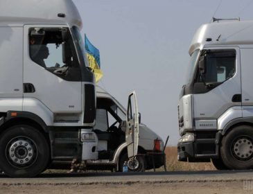 Путін продовжив на півроку обмеження транзиту українських вантажів до Казахстану через територію РФ