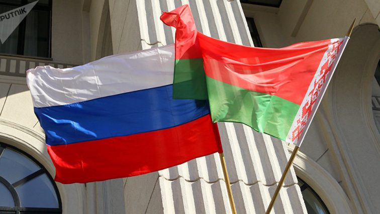 Скандал між РФ і Білорусією: Запідозрили в поставках українського сиру