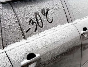 “Зима не відступає”: дізнайтесь, що робити, якщо замерзла машина