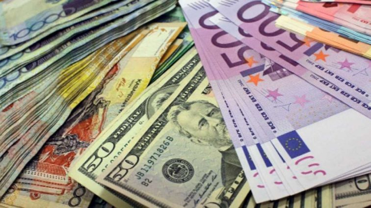 Гривня на міжбанку втратила дві копійки: офіційний курс валют на 2 лютого