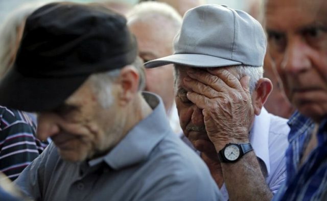 Українцям напророчили нові пенсії: кому повезло і на які суми