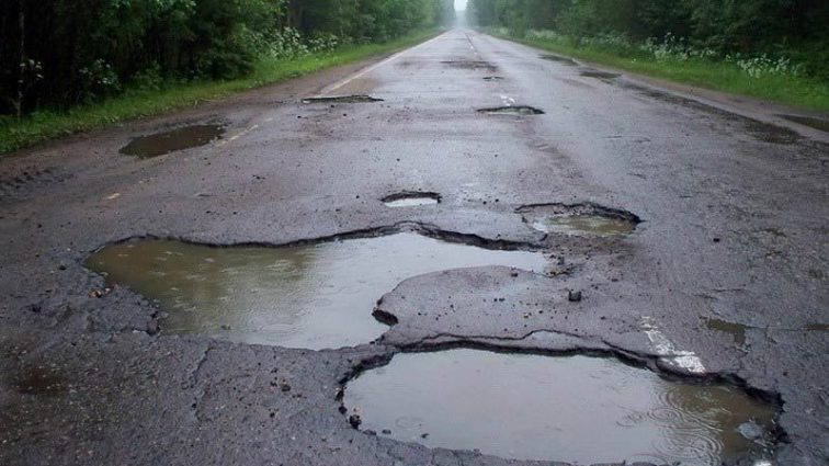 Україна посіла місце в топ-10 країн з найгіршими дорогами світу