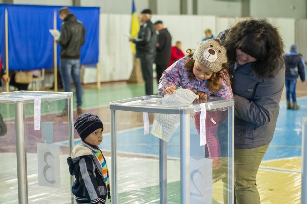 Українців хочуть допускати до виборів тільки після іспитів: що це і як воно працює