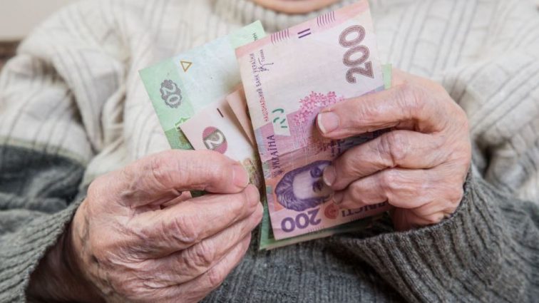Підвищення пенсій вже у грудні: кому з українців додадуть 600 грн