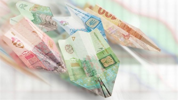 “Дуже важливе рішення”: Як українцям повернути свої гроші з проблемних банків